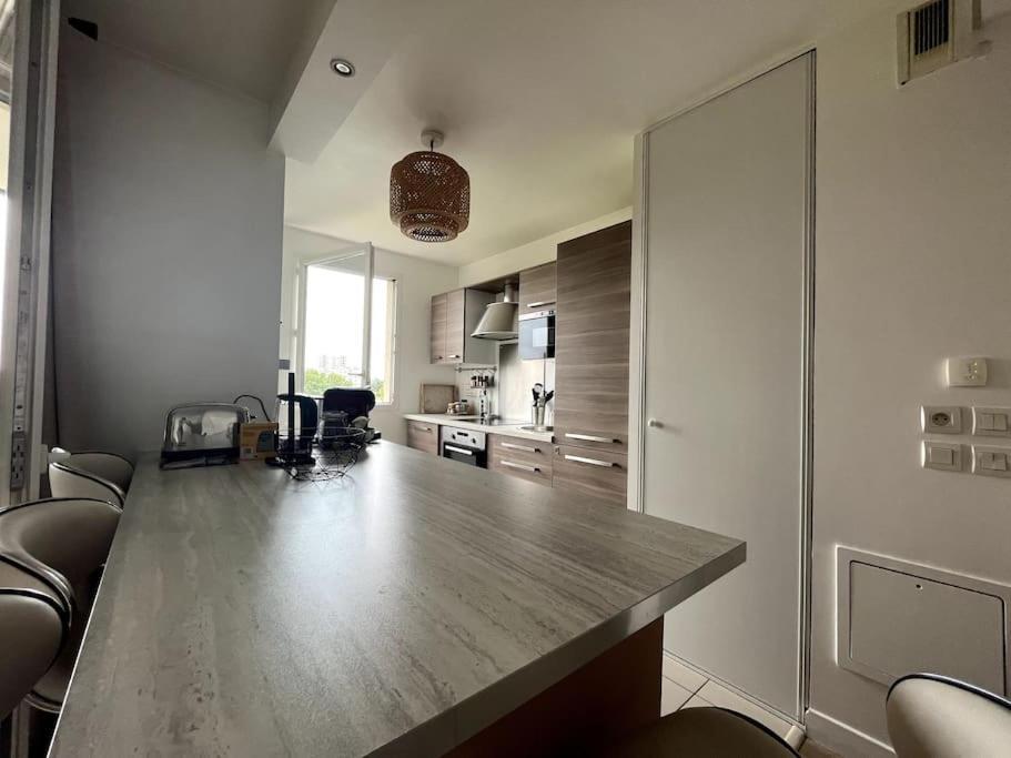 Le Nid De Dammarie-Les-Lys Apartment Exterior photo